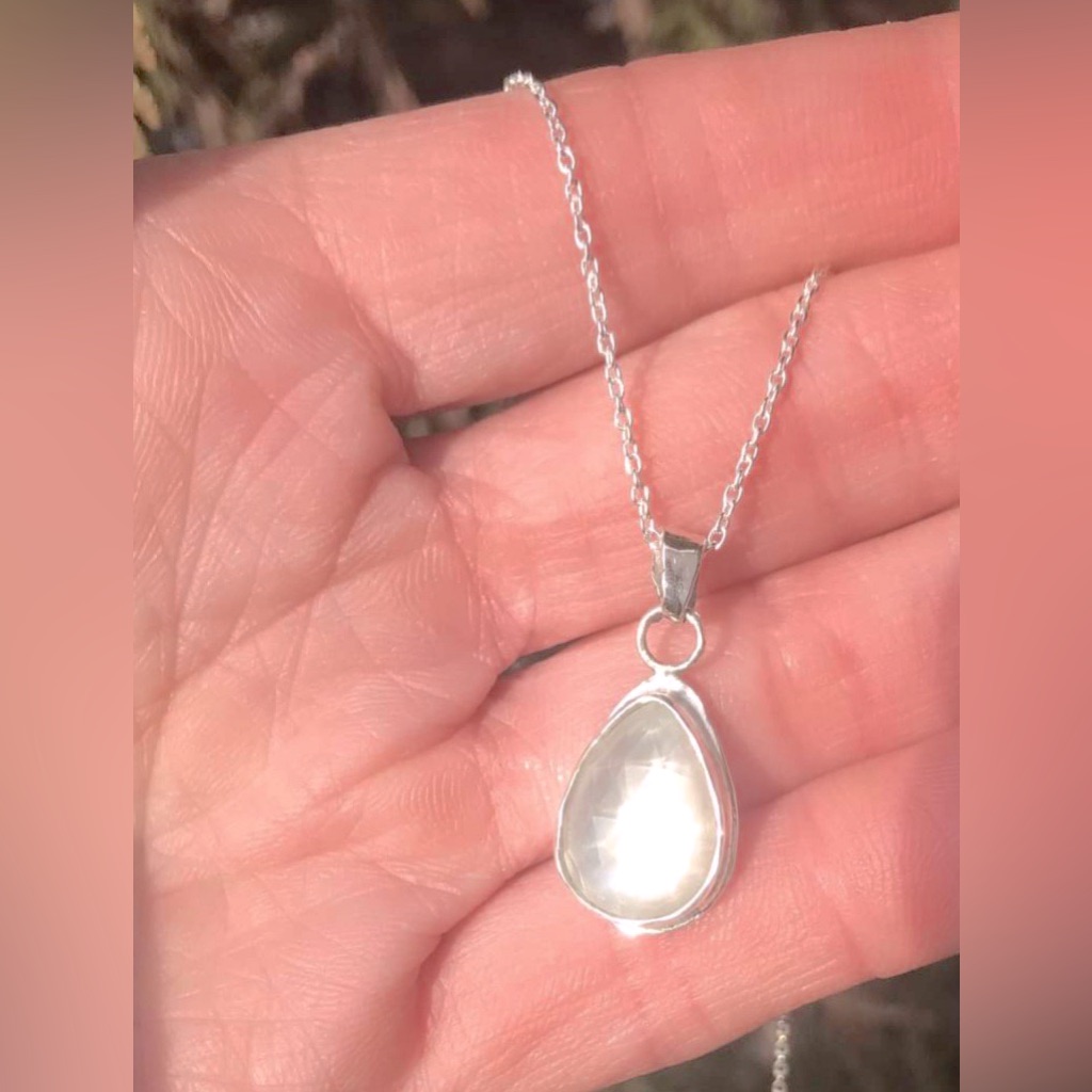Moonstone Pendent